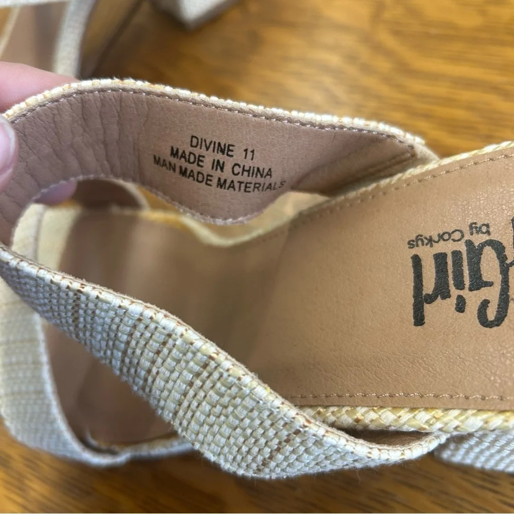 NWOB Hey Girl by Corkys Divine Women’s Slip-on Sandals Raffia Sz 11 Beachy Boho